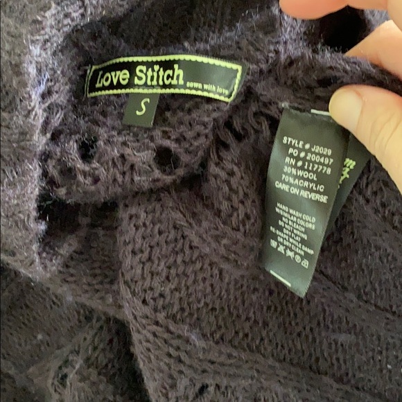 Love Stitch High Low Sweater - Picture 4 of 5